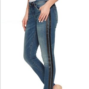 BLANKNYC  cropped skinny classique size 29